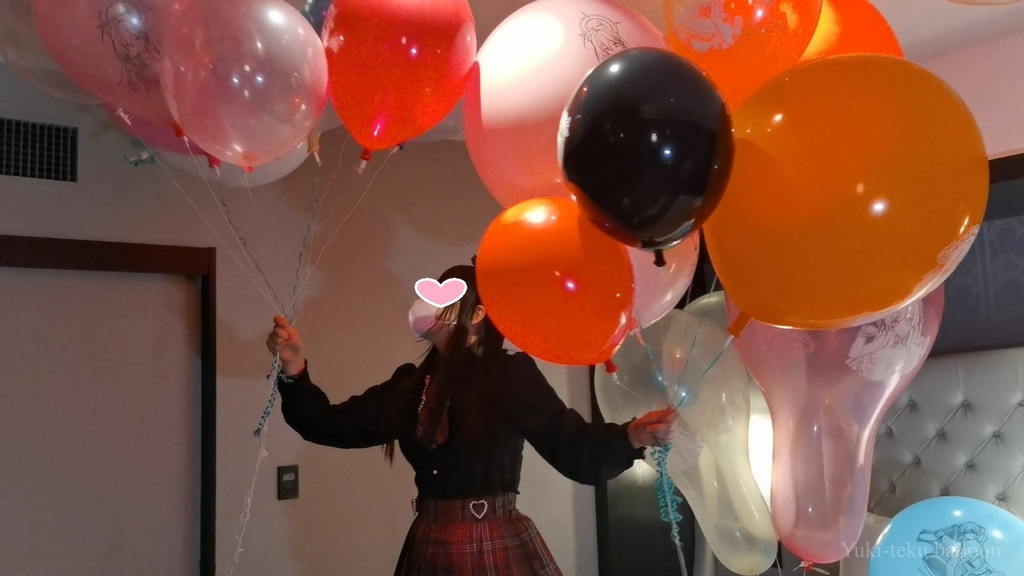 Mちゃんのヘリウム風船遊び Cat ear M-chan's Helium balloon play
