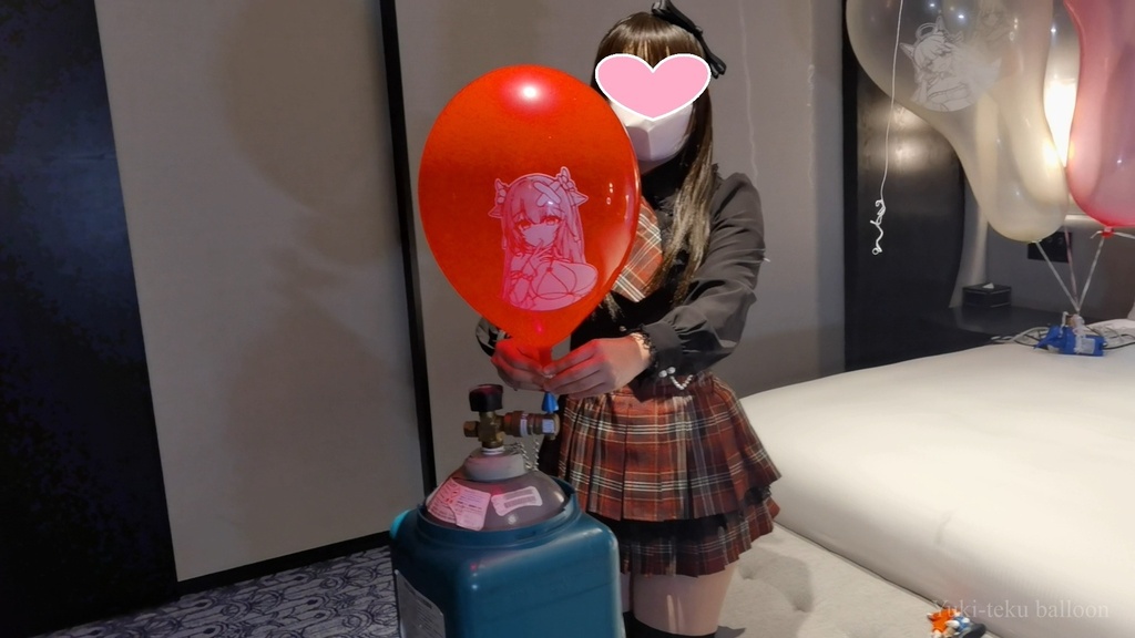 Mちゃんのヘリウム風船遊び Cat ear M-chan's Helium balloon play