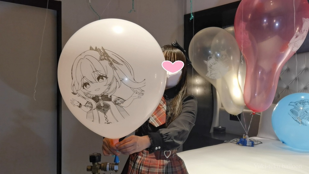 Mちゃんのヘリウム風船遊び Cat ear M-chan's Helium balloon play