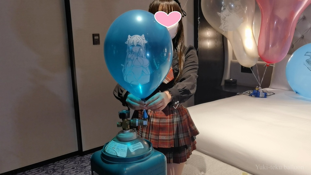 Mちゃんのヘリウム風船遊び Cat ear M-chan's Helium balloon play