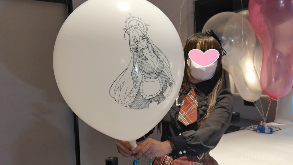 Mちゃんのヘリウム風船遊び Cat ear M-chan's Helium balloon play