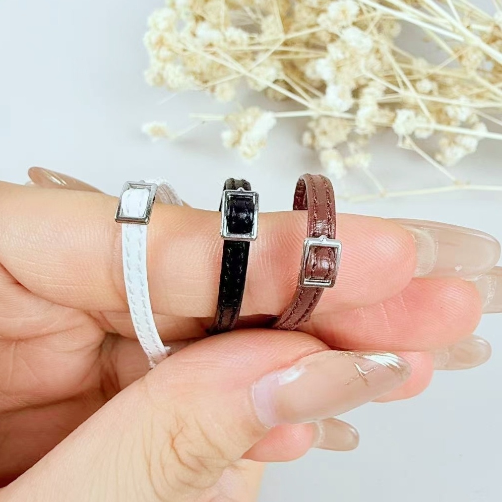 オビツ11 ベルト 革