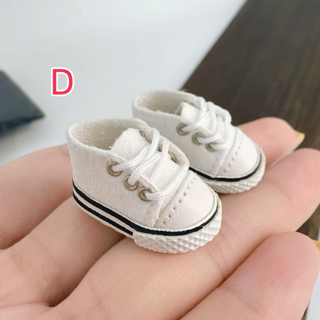 オビツ11 スニーカー