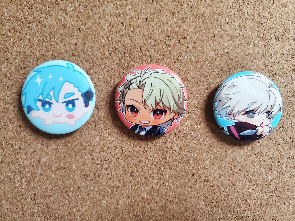 夏目悠李、南夏煇、服部福兵衛缶バッジ