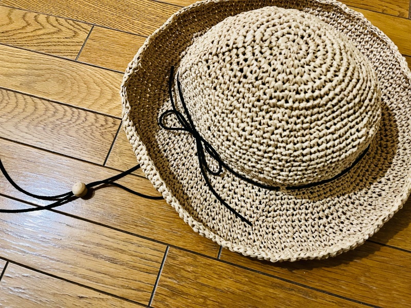 【夏の推し活や個撮などにもどうぞ！】大人用　エコアンダリヤ　つば広帽