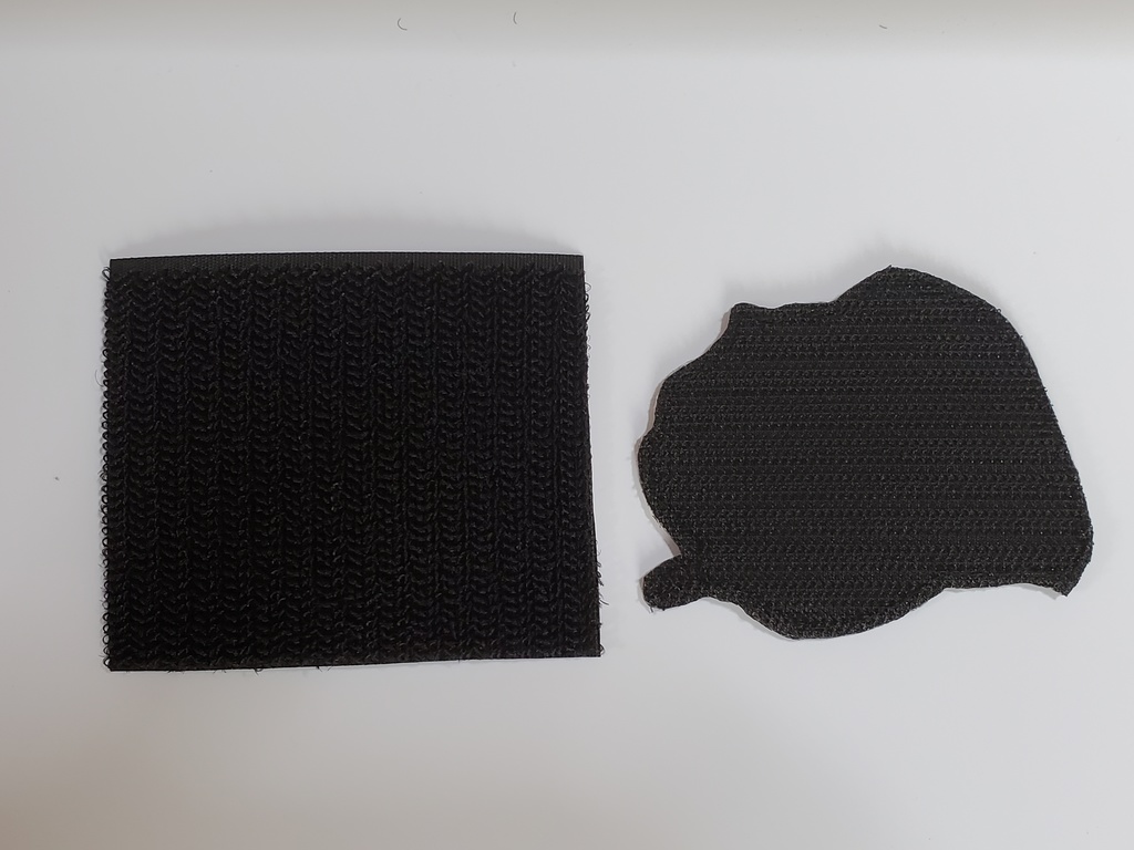 白ネコマタパッチ(緑手ぬぐい)