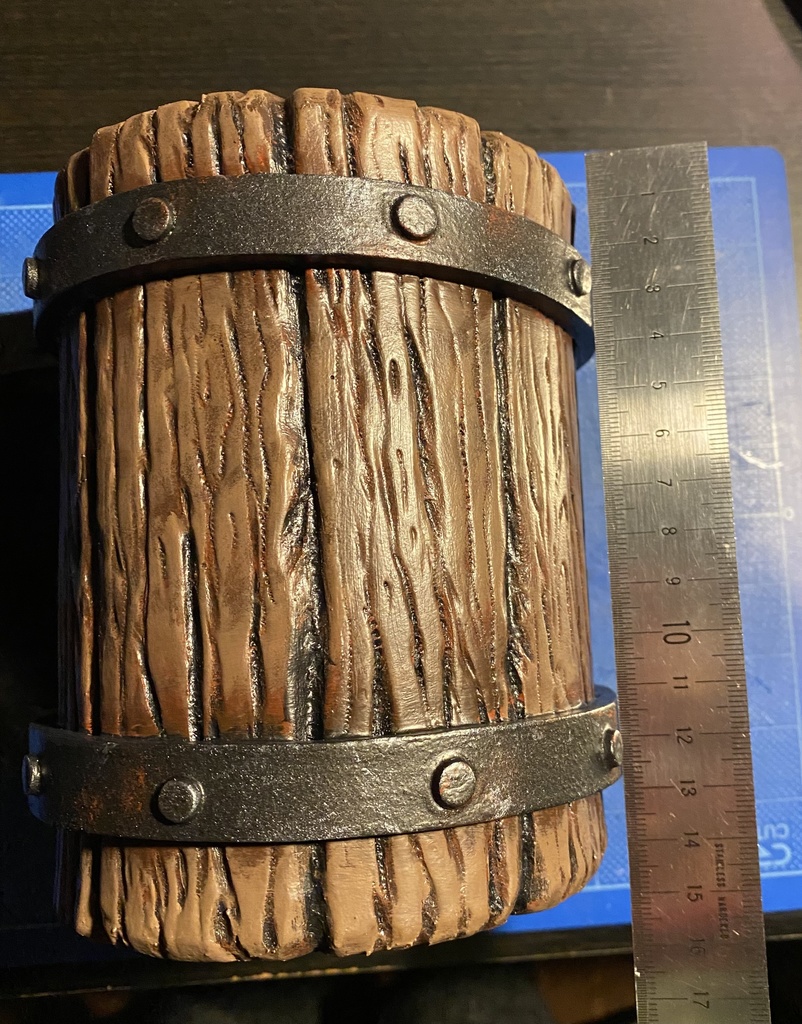 撮影小道具/木製風ビアマグ