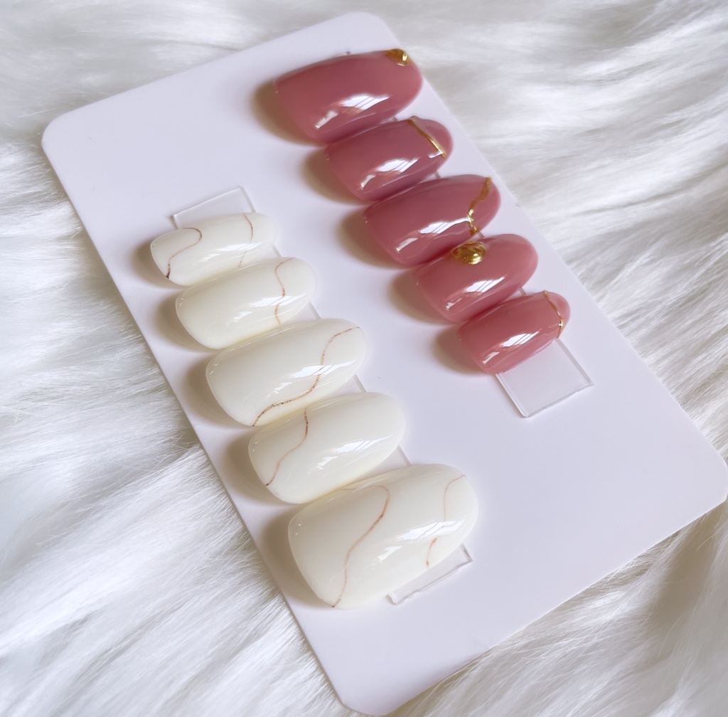 【現品】 66 ネイルチップ ニュアンス うねうね ミラー うる艶 ちゅるん 大人可愛い 大人っぽ 韓国っぽ