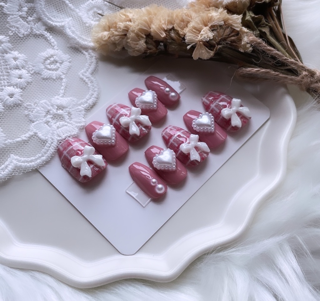 【現品】85 ネイルチップ ピンク パール ハート リボン チェック柄 ガーリー