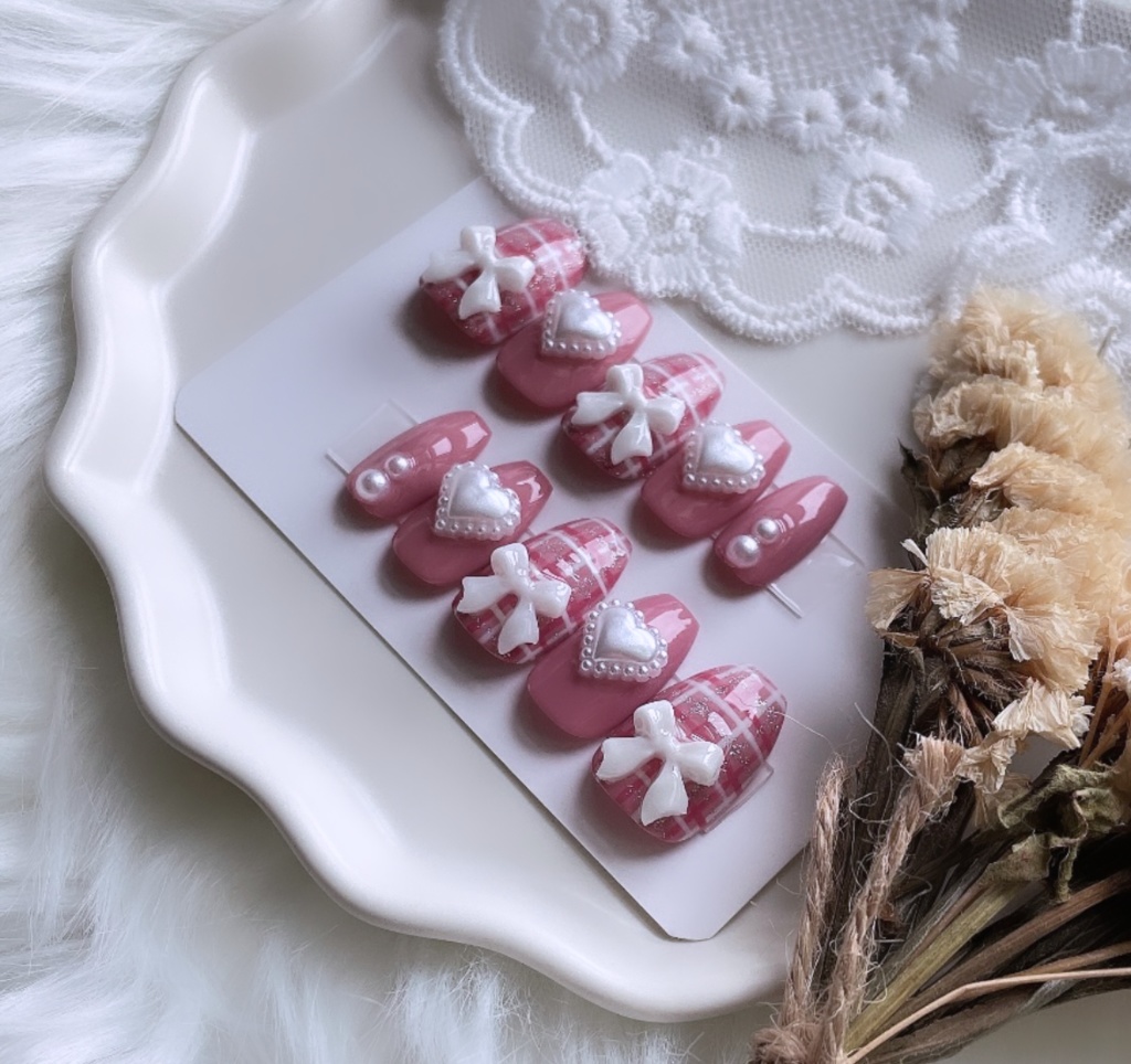 【現品】85 ネイルチップ ピンク パール ハート リボン チェック柄 ガーリー