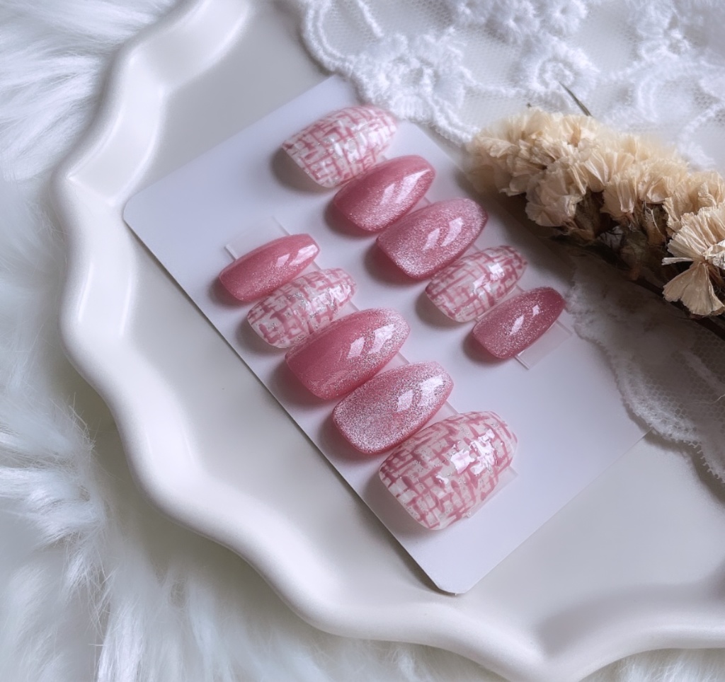 【現品】86 ネイルチップ ピンク ツイード うるマグ マグネット ちゅるん