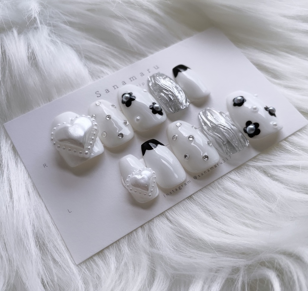 【現品】 96 フラワー デイジー ハート ホワイト ブラック シルバー ミラーネイル 春ネイル