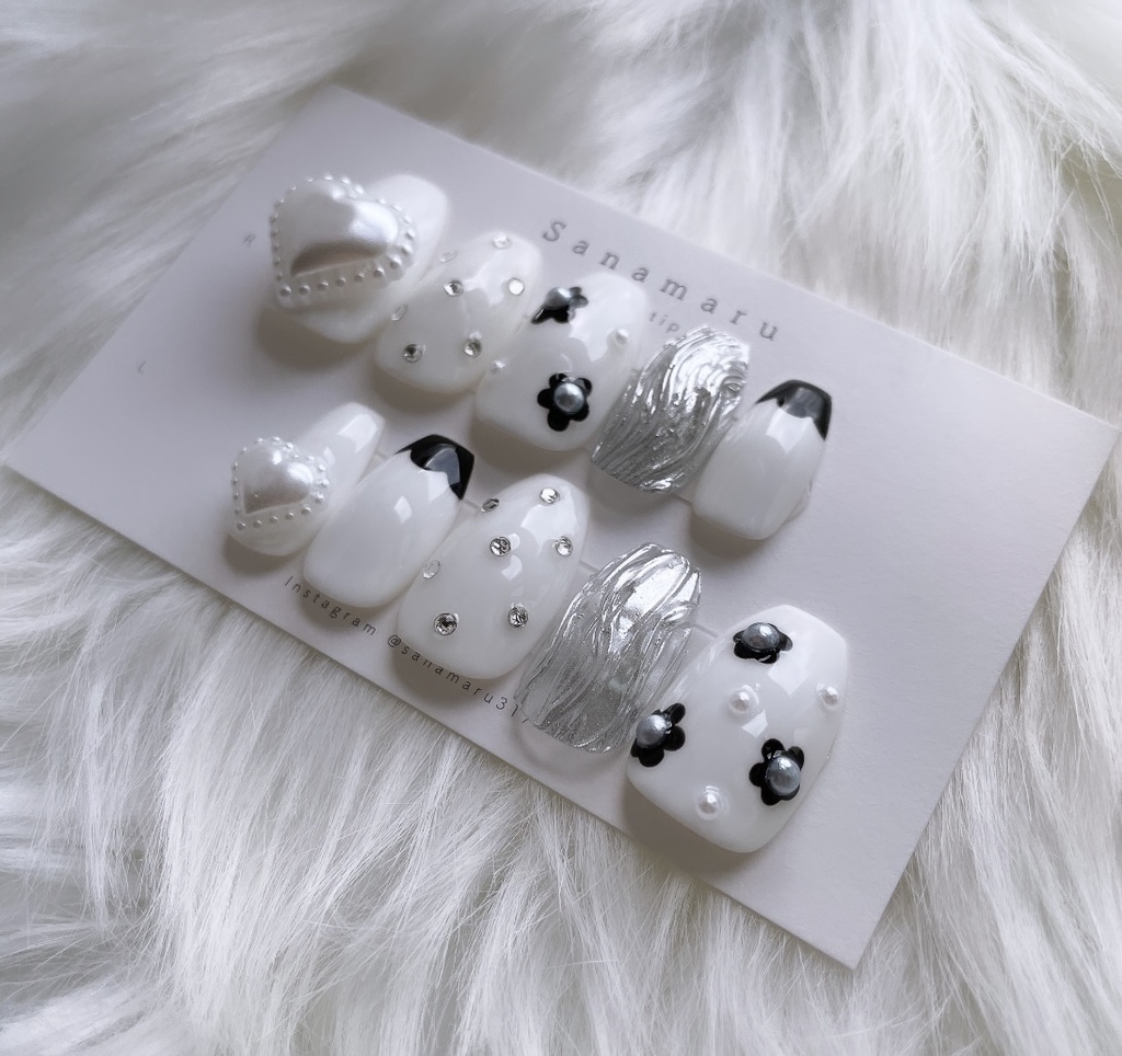 【現品】 96 フラワー デイジー ハート ホワイト ブラック シルバー ミラーネイル 春ネイル