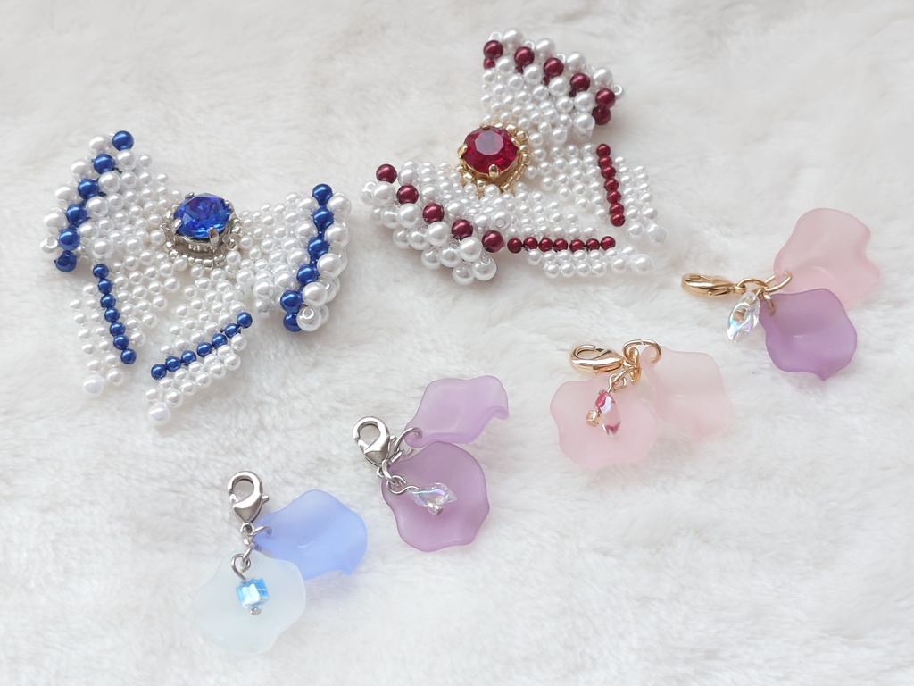 【ぬいぐるみ向け】　キャンディーリボン＆花びらチャーム