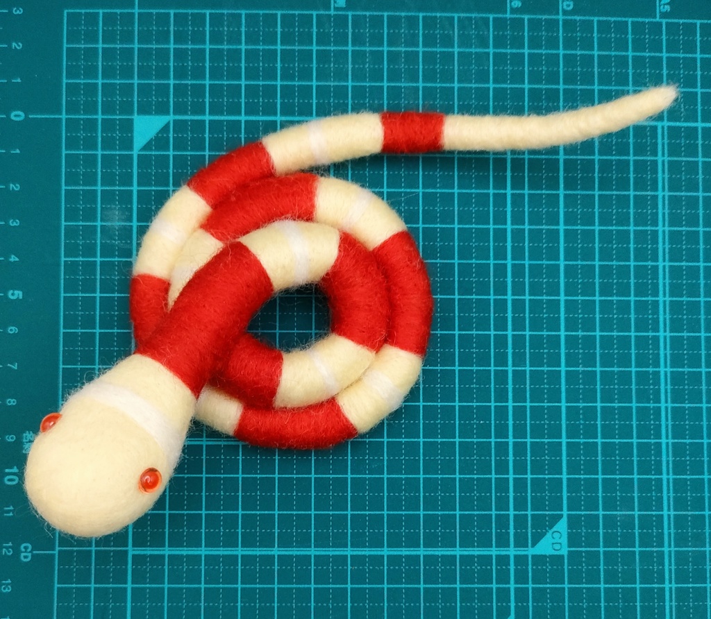 羊毛ヘビ〜ず(アルビノミルク大③)