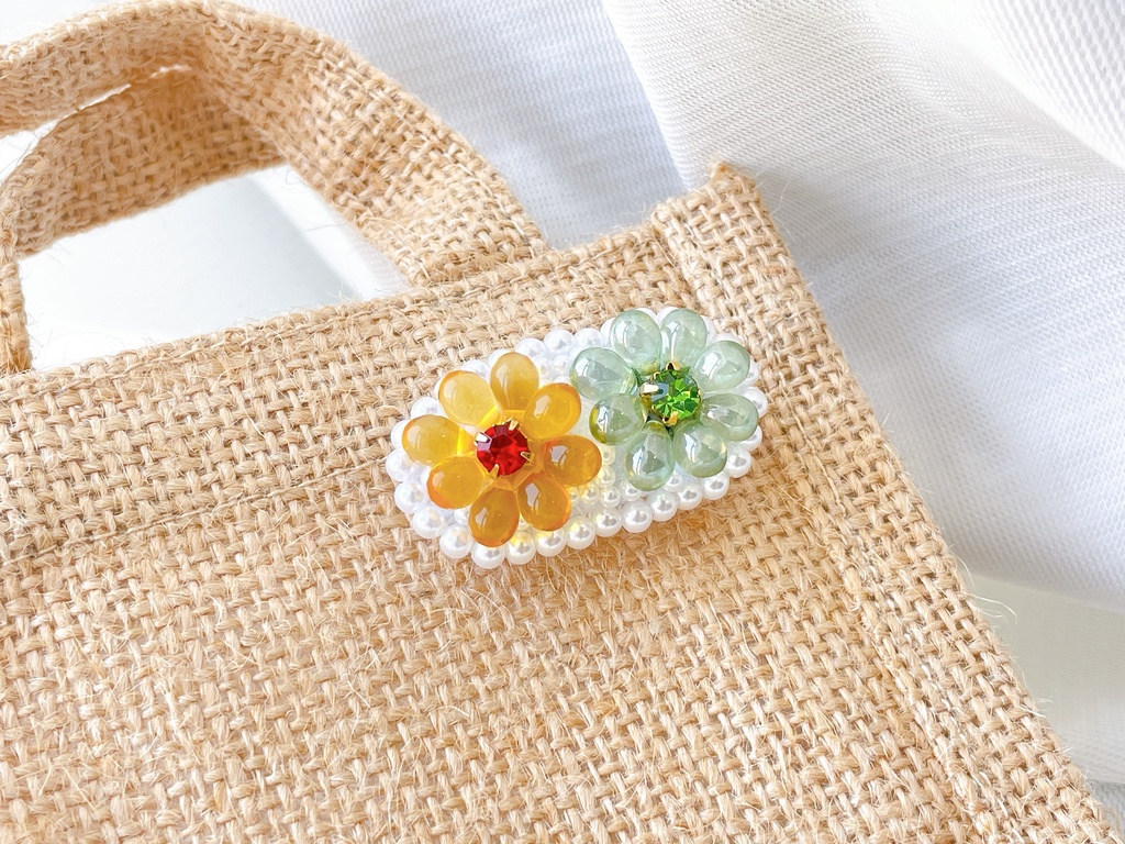 オレンジ×グリーン 花のブローチ No.20 | tefutefu no niwa BOOTH店