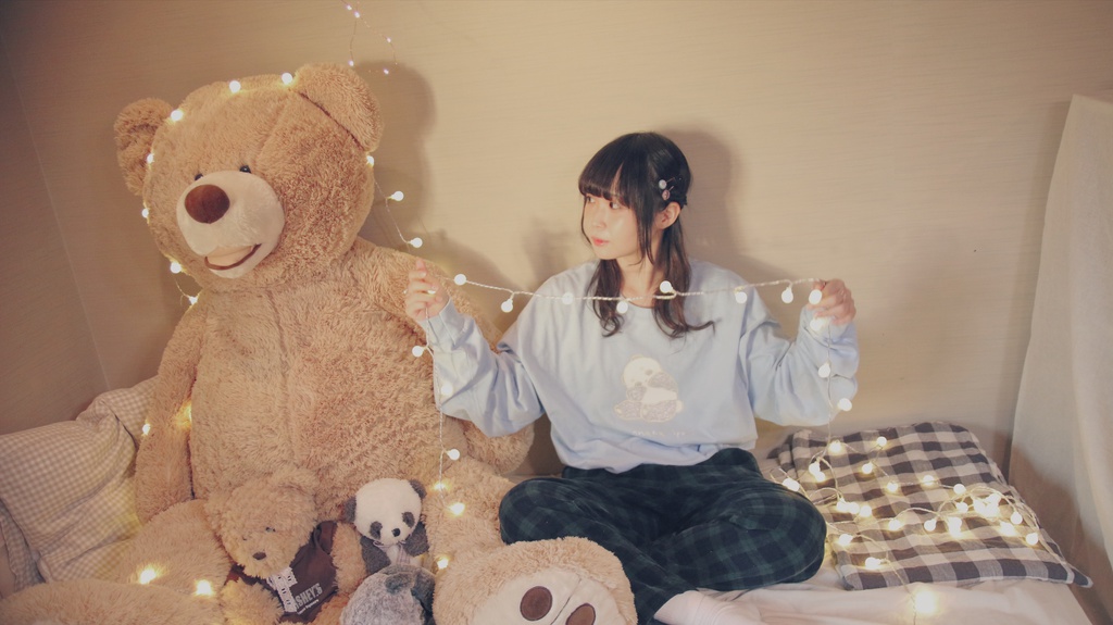 “mou onaka ippai LONG T-shirts” 《ライトブルー》