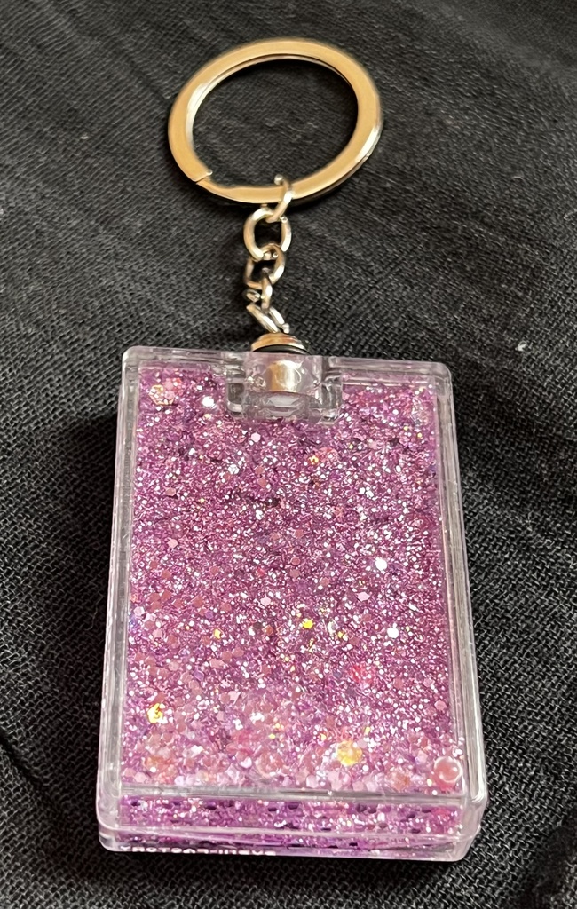 LEDグリッターオイルアクキー 光なき影ア=バオ・ア・クゥー