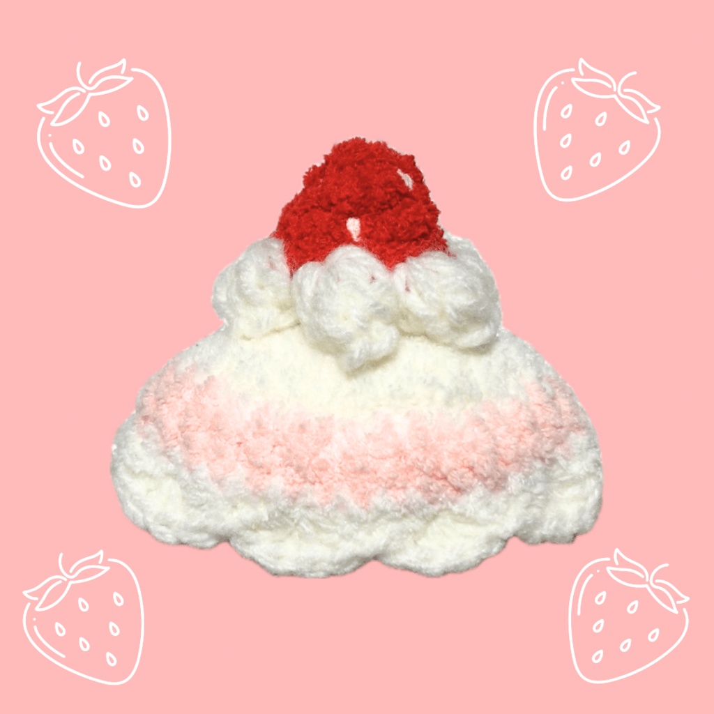 ぬい服|10cm 12cm 13cm 14cm|もこもこショートケーキのお帽子|ぬいぐるみ服|編み物 ニット スイーツ いちご ホワイト レッド ピンク 赤 苺 クリーム 作家 推し活 オタ活