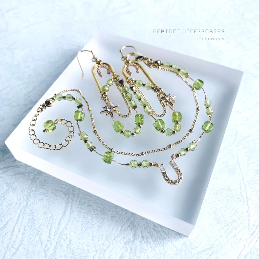 8月誕生石 ペリドットのアクセサリー