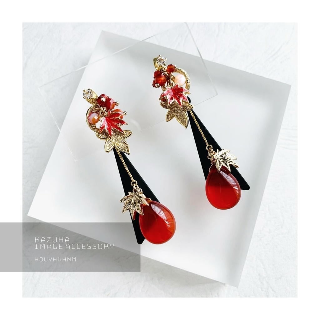 楓原万葉イメージ ピアス