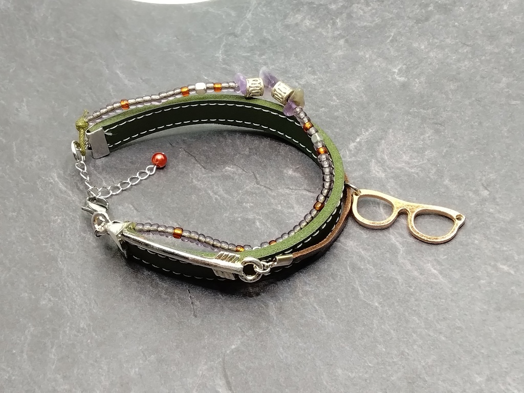 進撃の巨人 ハンジ ブレスレット