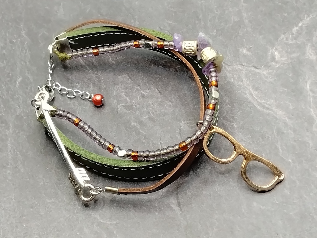 進撃の巨人 ハンジ ブレスレット