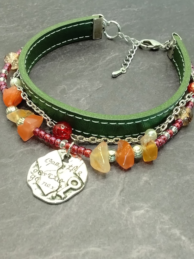 進撃の巨人 エレン ブレスレット