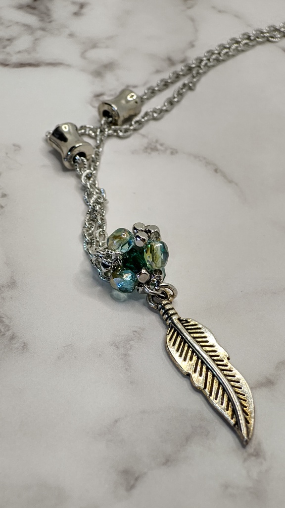 進撃の巨人 リヴァイ ネックレス