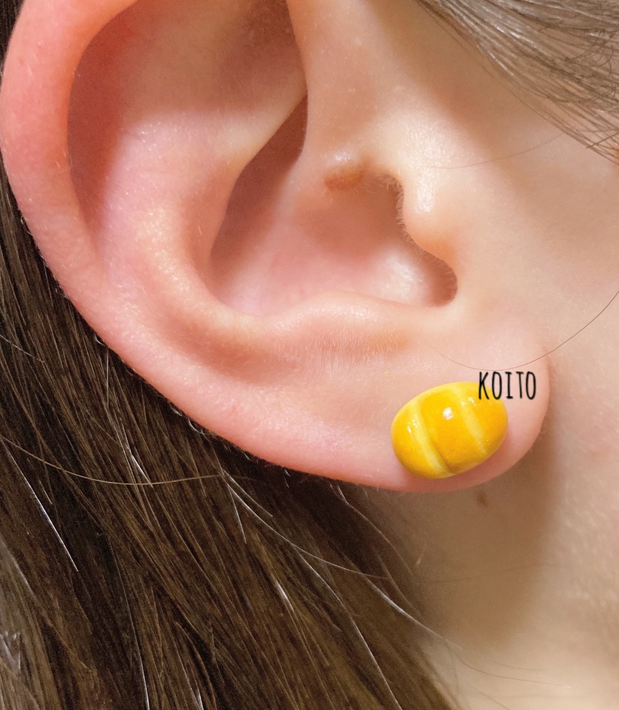 ミニパンピアス