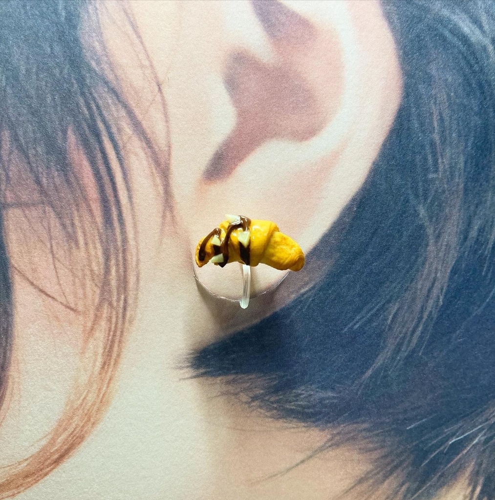 パンノンホールピアス