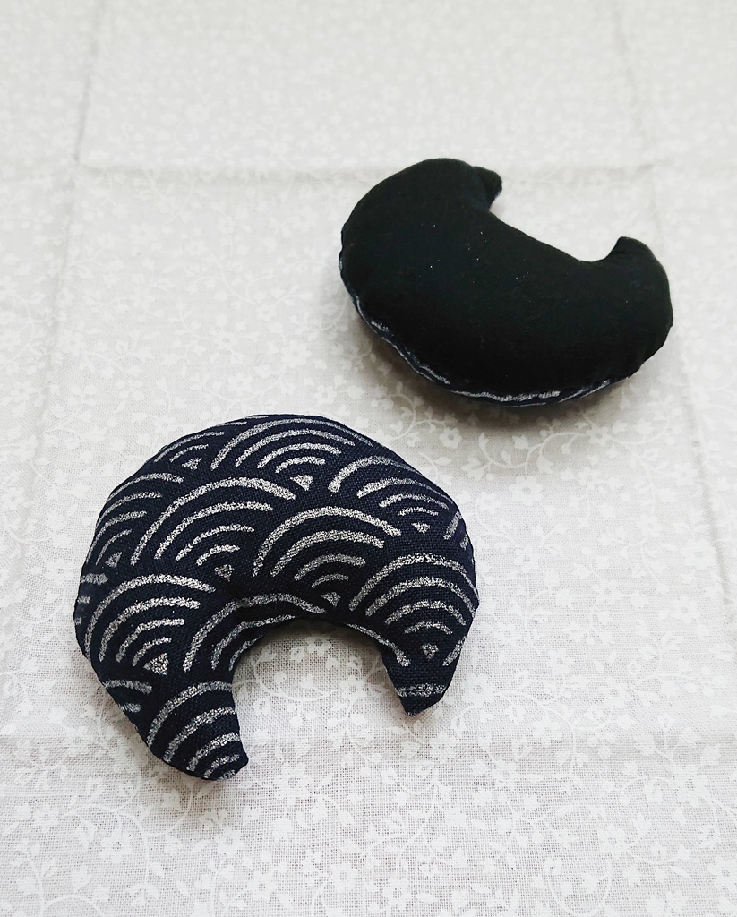 もちマスあごまくら