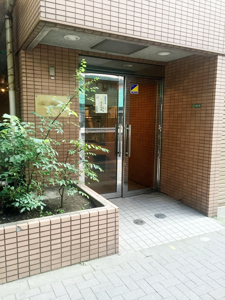 Z市マンション2(ハイパース&望遠)