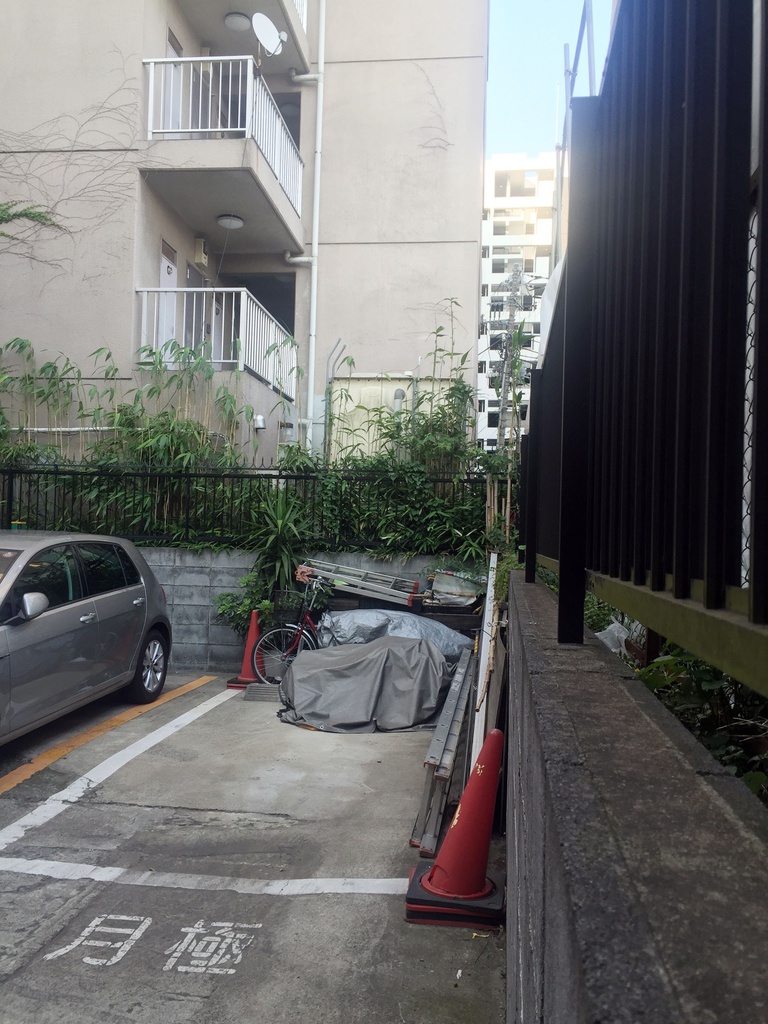 Z市マンション2(ハイパース&望遠)