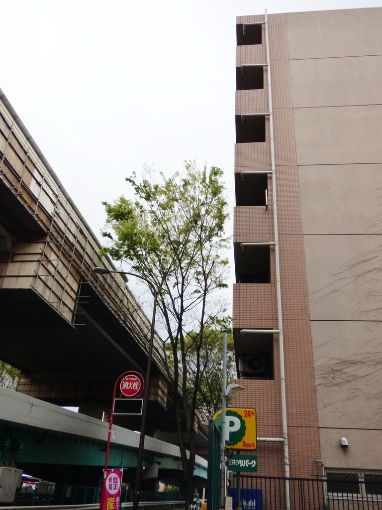 Z市マンション2(ハイパース&望遠)