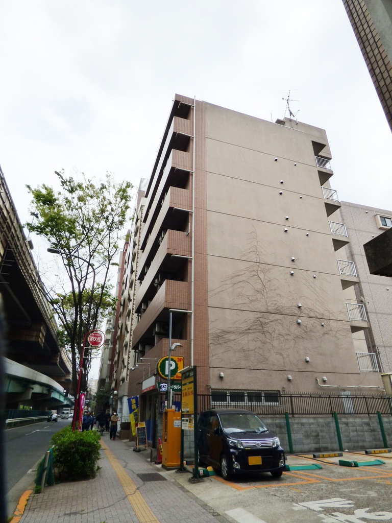 Z市マンション2(ハイパース&望遠)