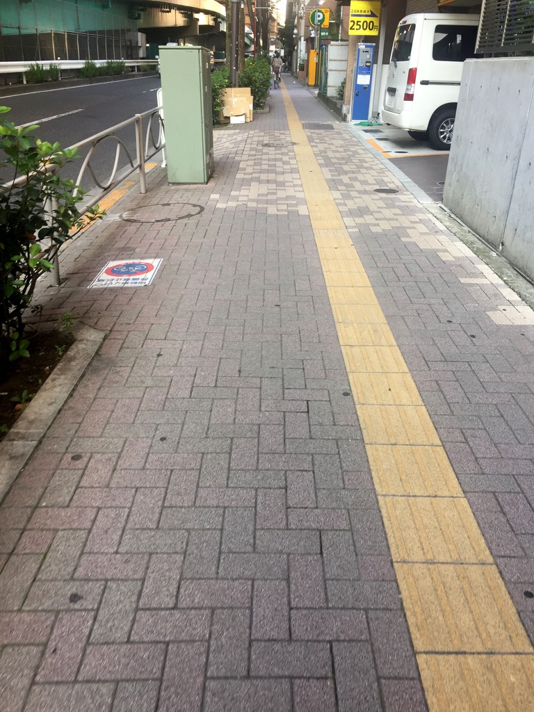 Z市マンション2(ハイパース&望遠)