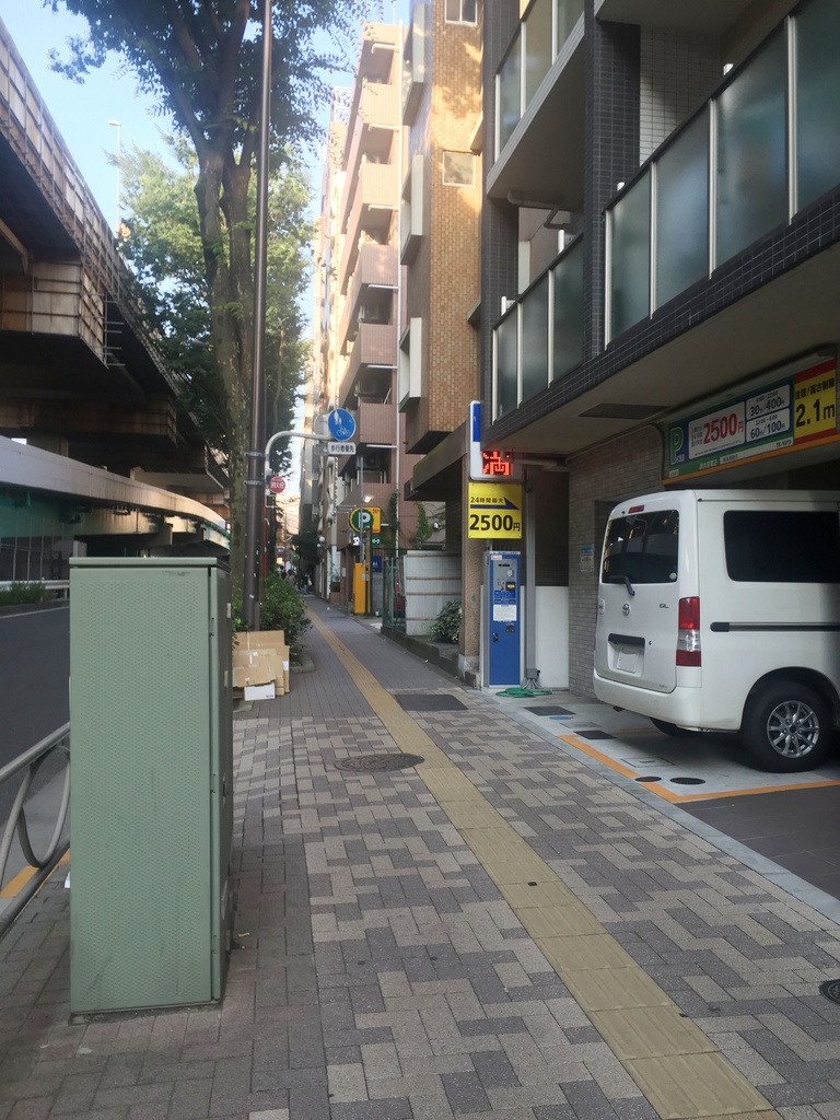 Z市マンション2(ハイパース&望遠)