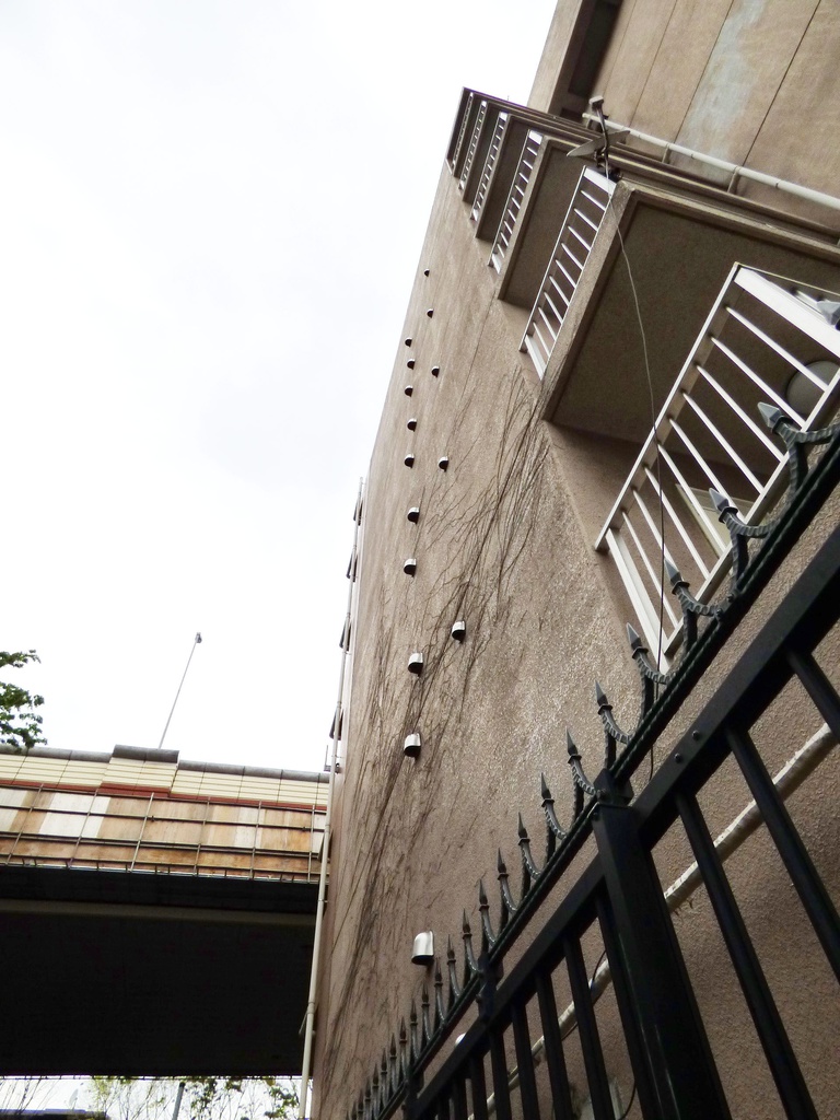 Z市マンション2(ハイパース&望遠)