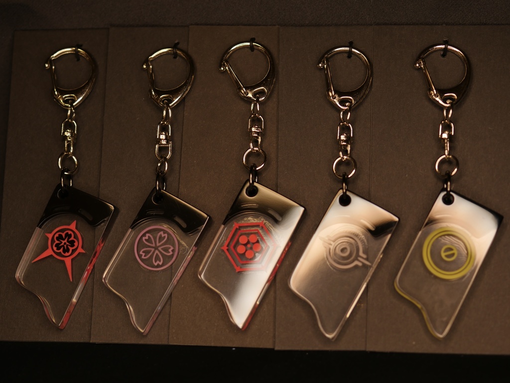 【ブルーアーカイブ】煌めくヘイローキーホルダー ver.ワカモ