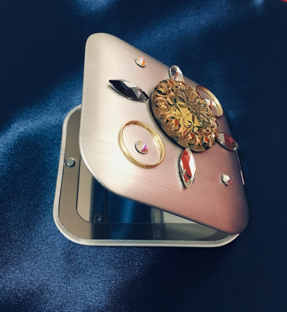 アドレセンスイメージミラー