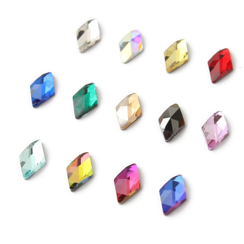 貼り付けパーツ 10個 500円