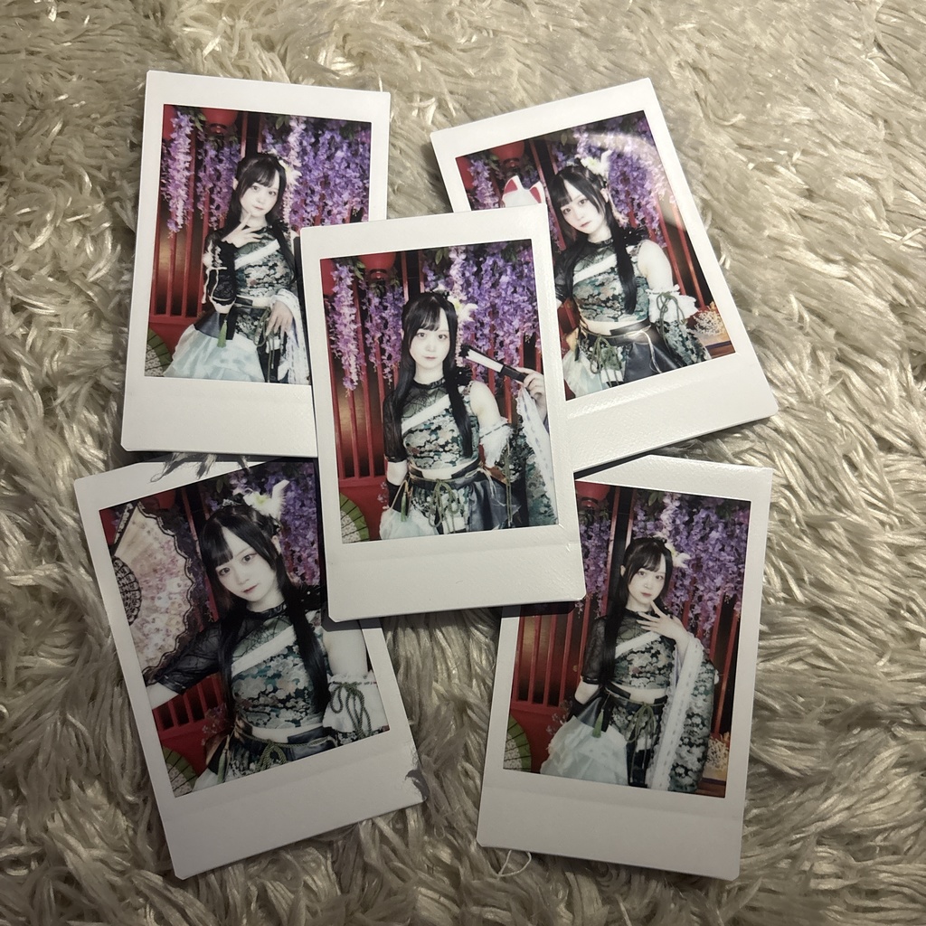 月雲さくら落書きチェキ『夜半の月に、恋ひ詠ふ』