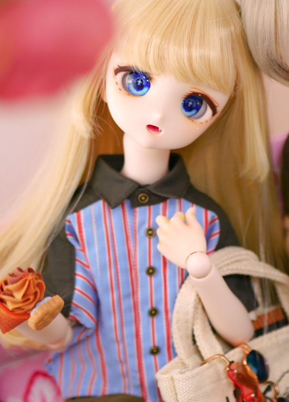 ブルー×プリーツ×ストライプシャツ