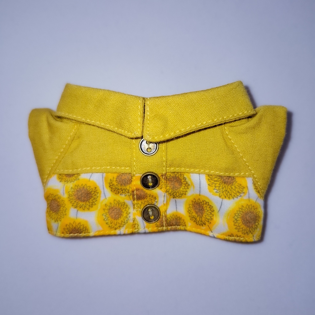 夏雲のシャツ A