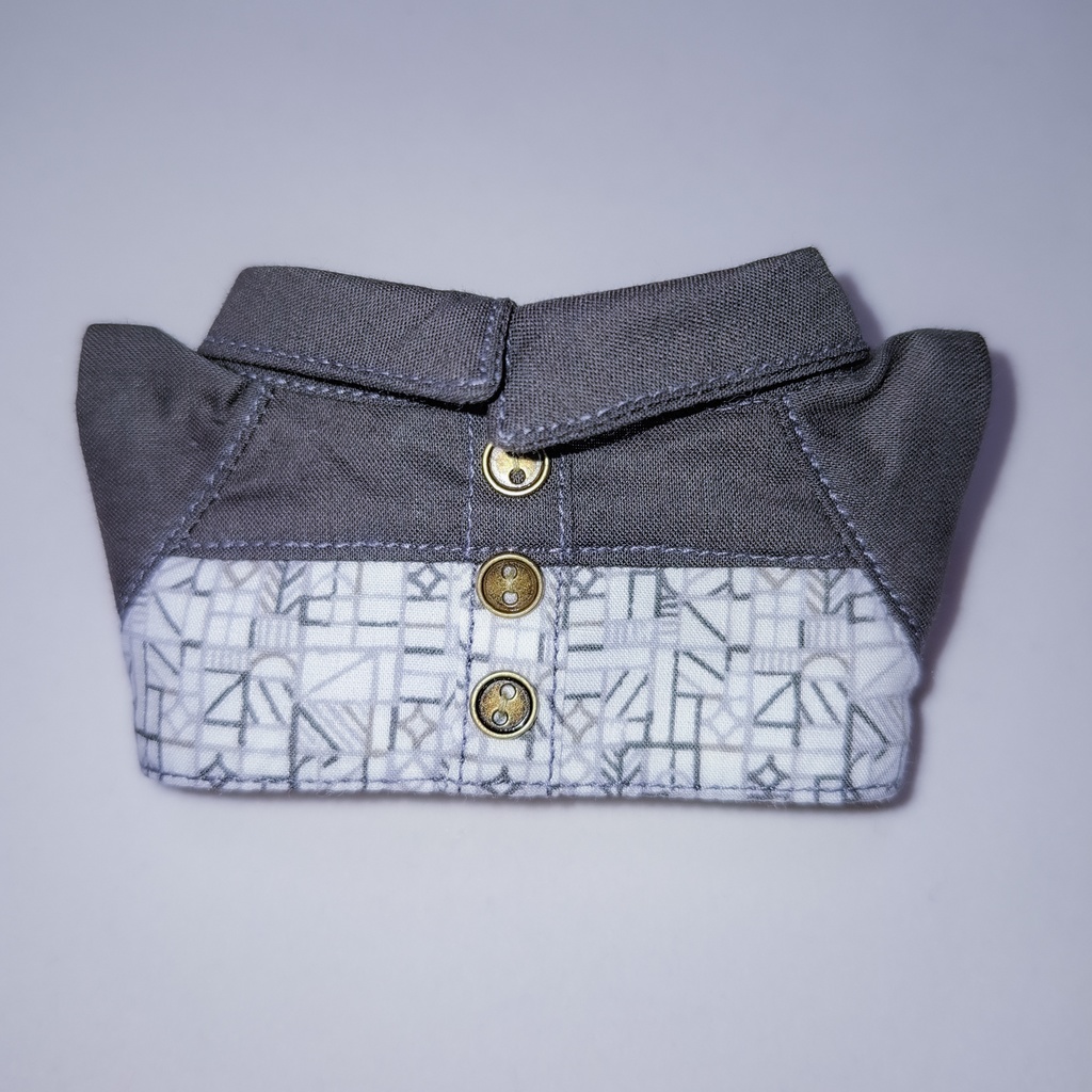 夏雲のシャツ D