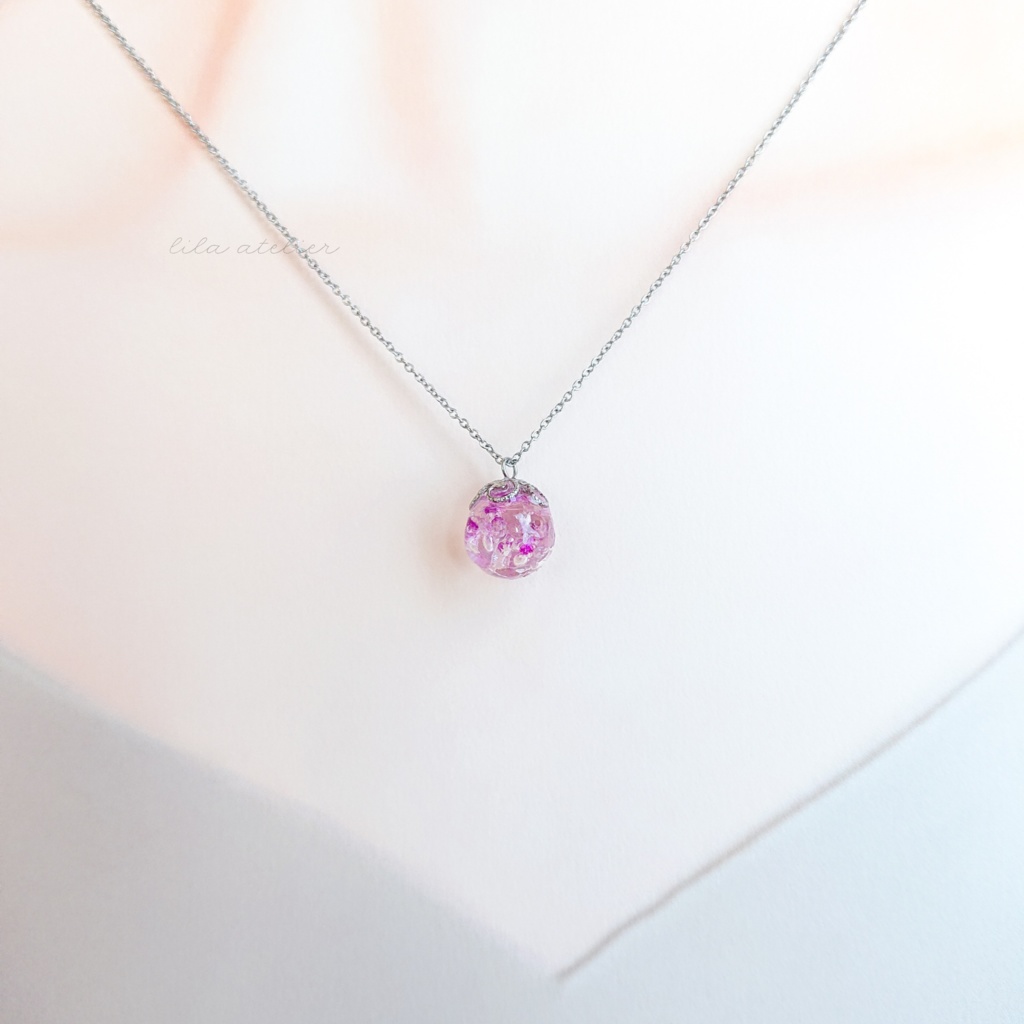 かすみ珠【紫】ペンダント(金属アレルギー対応)