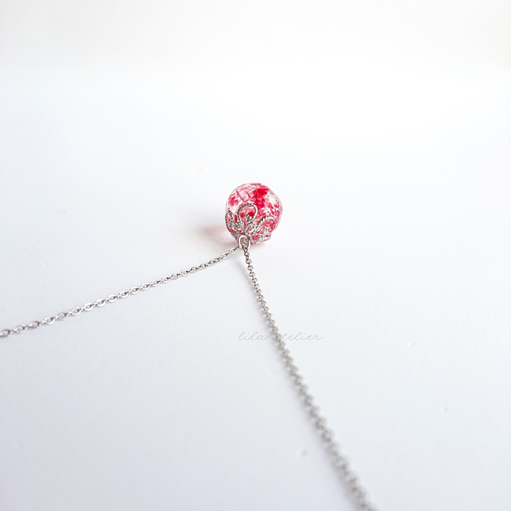 かすみ珠【紅】ペンダント(金属アレルギー対応)