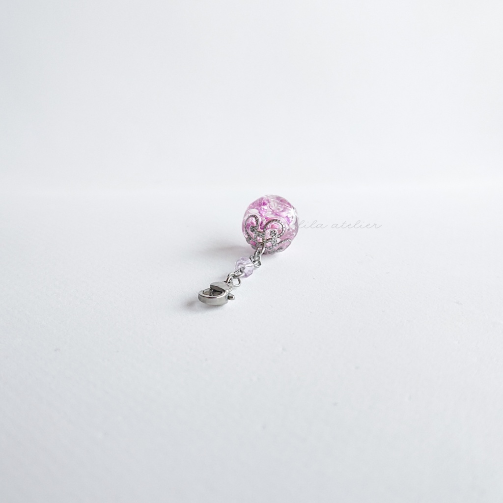 かすみ珠【紫】チャーム(金属アレルギー対応)