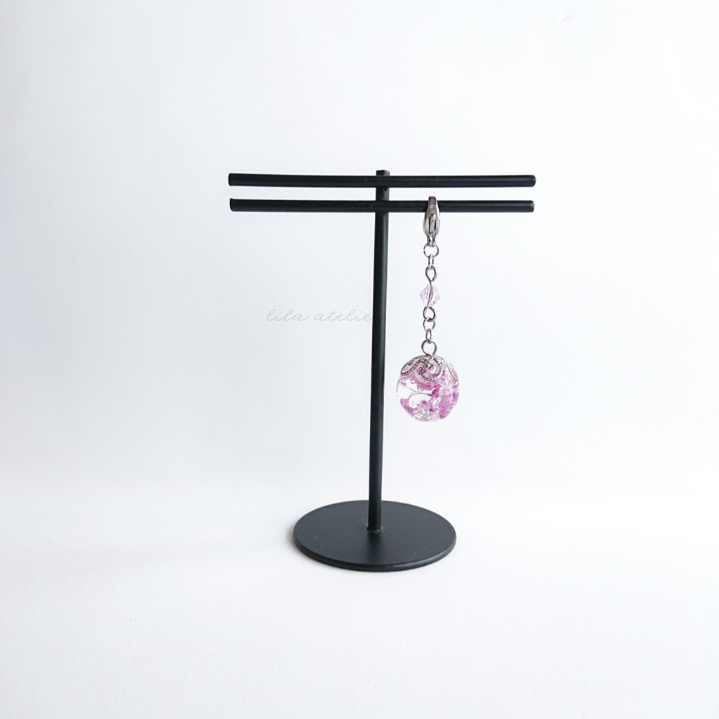 かすみ珠【紫】チャーム(金属アレルギー対応)